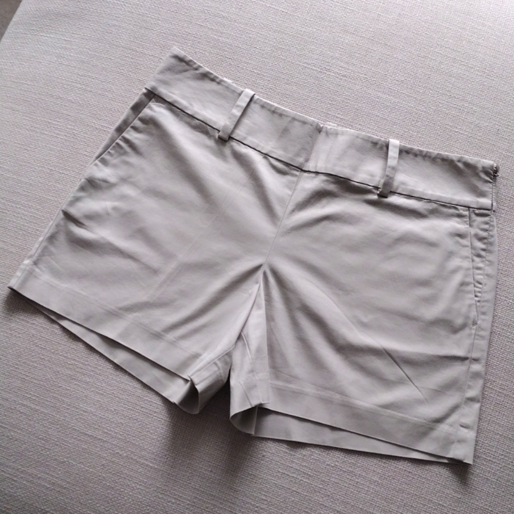Ann Taylor Tan shorts. Size 10.